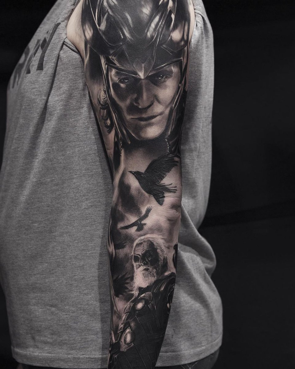 Awesome #Loki and #Odin from @SilvanoFiato using #killerinktattoo supplies!

#killerink #tattoo #tattoos #bodyart #ink #tattooartist #tattooink #tattooart #thor #blackandgrey #blackandgreytattoo https://t.co/6qCGZCum1h