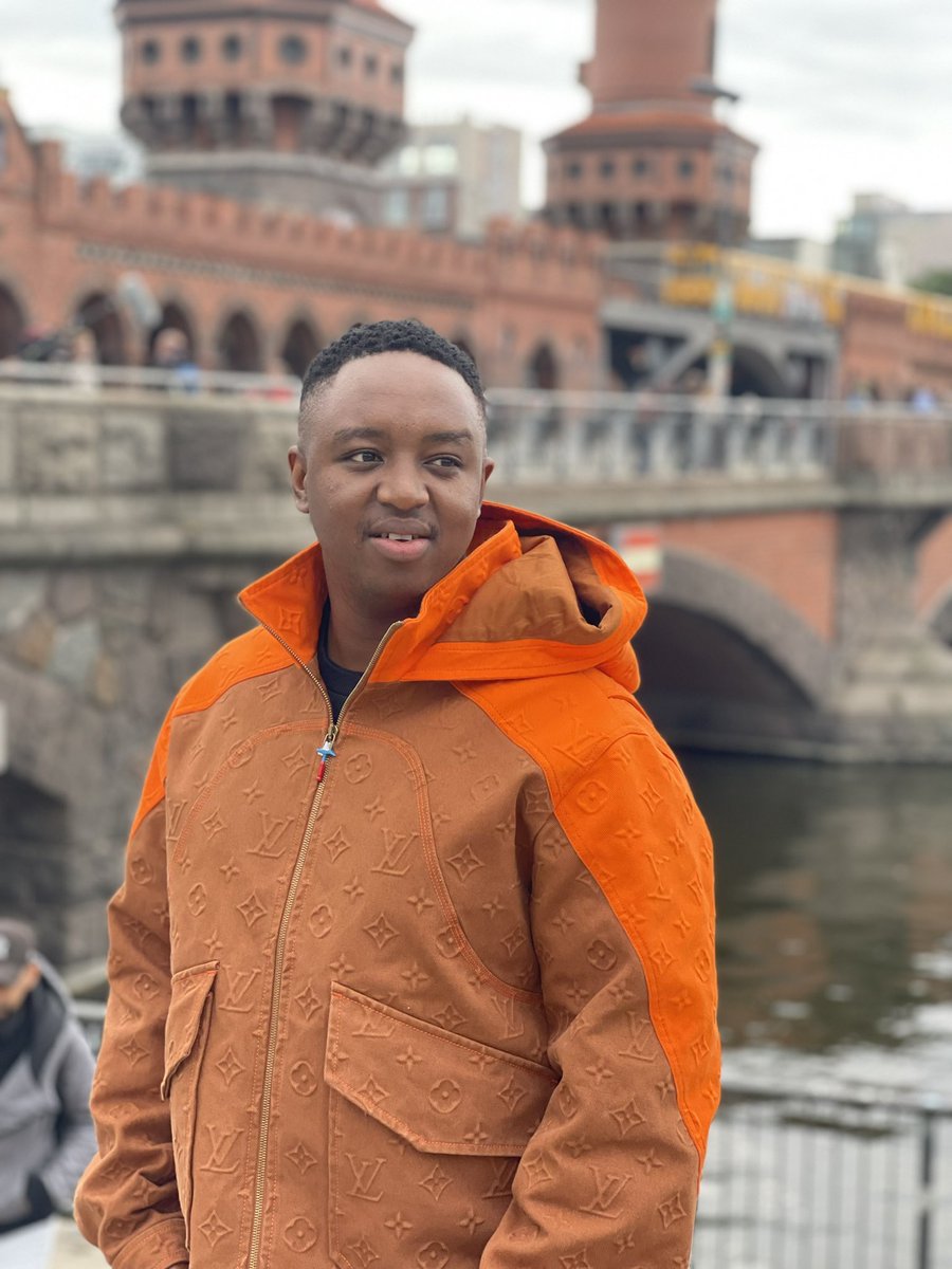 SHIMZA tweet media