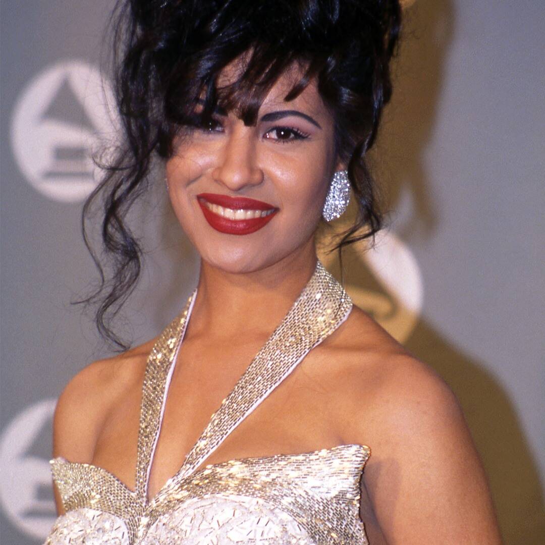 How Selena Quintanilla's Signature Beauty Style Has Stood the Test of Time https://t.co/uzJiTzQFSk https://t.co/B4LZt9YCPP