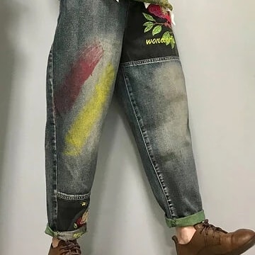 #womendenim Flower Embroidered Patchwork Elastic Waist Denim Harm Pants With Pockets click here Newchic.vip/10090