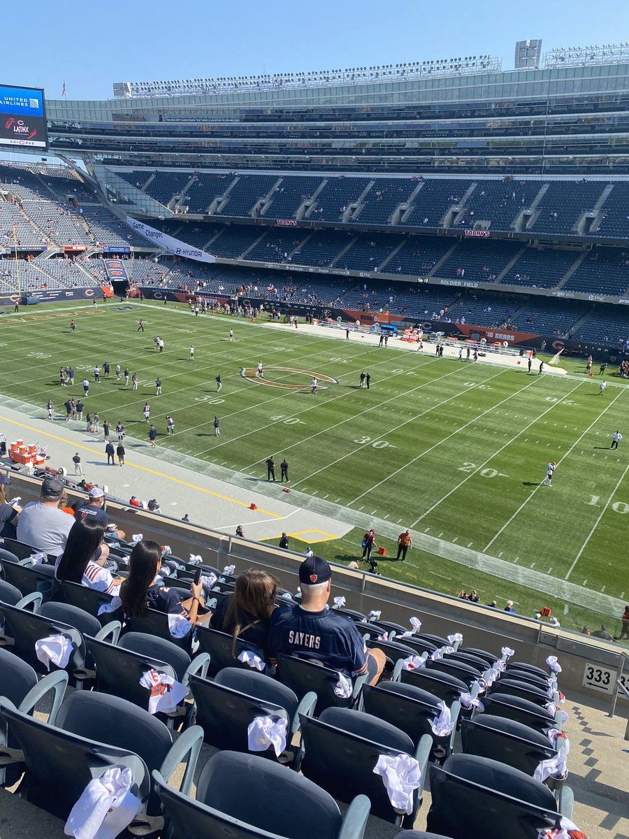 kholc8's tweet photo. Our first Bears Game….so excited!! @ben16603531 @JacobHolcombe02 https://t.co/OhrLaaVJSk
