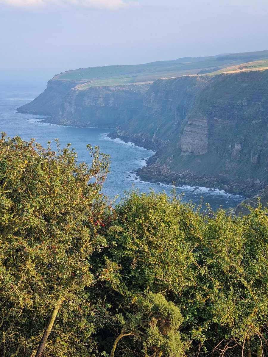 Fantastic, fabulous weekend with colleagues and friends walking Scarborough to Whitby. Huge thanks to <a href="/Sblackwell192/">Sarah blackwell</a> for driving up to support us! #blackandgrayadventures #21miles #scarboroughtowhitby #icantwalknow