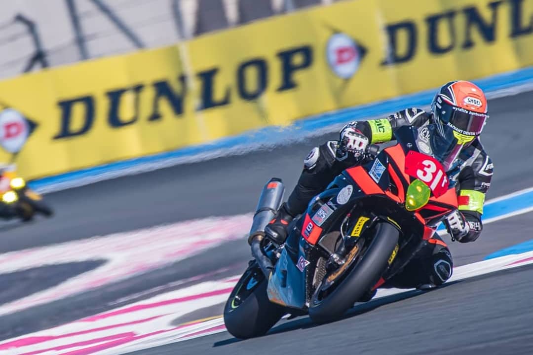 (2/4) With concerns regarding the bikes performance and with no realistic chance of recovering any positions we were out of the race! 

A very disappointing end to our Bol d'Or especially as we'd worked our way into the top 25.