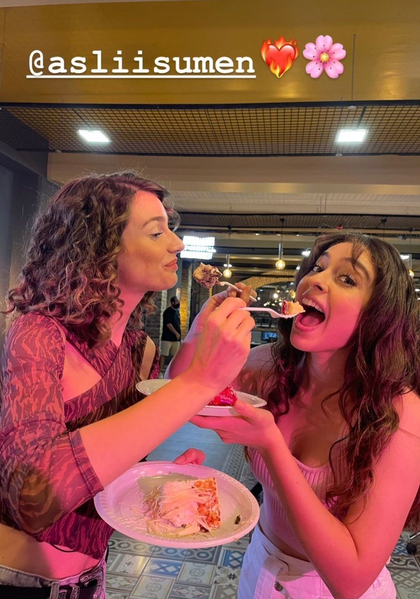 Falliam_'s tweet image. 