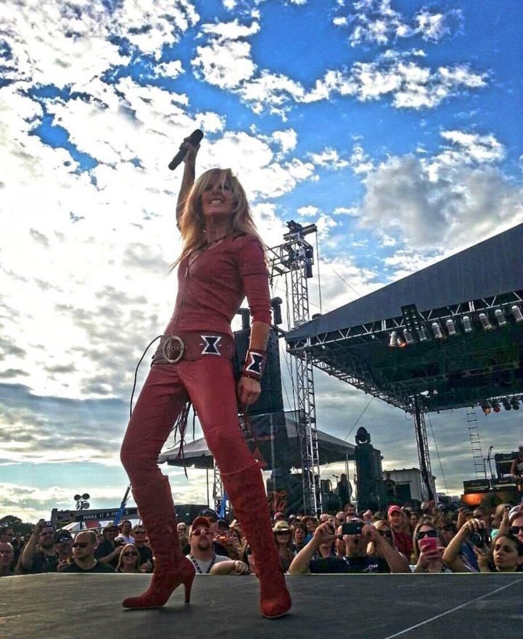 Happy Birthday Lita Ford! 