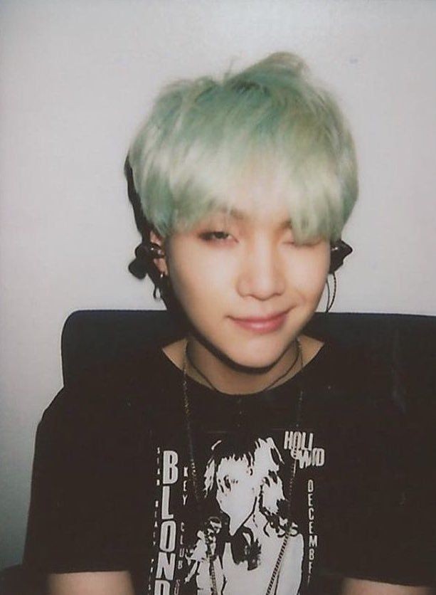 jackisnoozing's tweet photo. 💚💚💚💚💚💚💚💚💚💚💚💚💚

#SUGA #YOONGI #MintSuga https://t.co/0GDxb3gxku