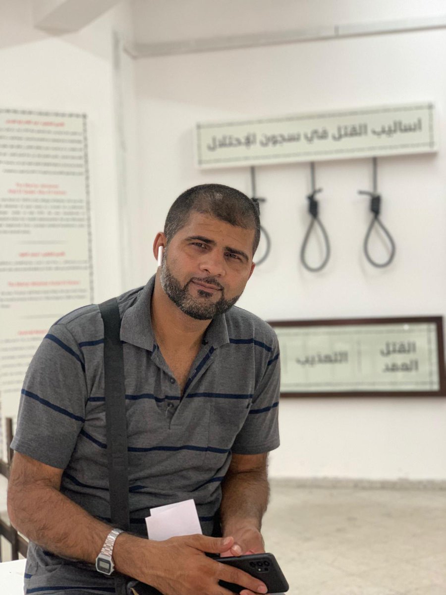 CbColonelbasel's tweet image. كن مشارك و متفاعل مع قضايا بلدك ، من داخل قاعة معرض وزارة الاسرى و المحررين بفزة