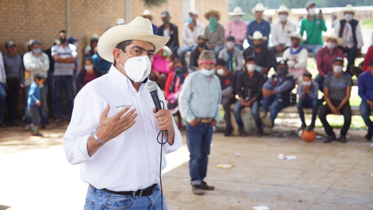 LaloSerranoZ's tweet photo. @ruta5oficial, es una estrategia ciudadana que apoya al Presidente de la República y su proyecto de Nación para llevar a los mejores perfiles al gobierno y no se tomen decisiones en base a intereses personales ni en ocurrencias: @ManuelEspino en La Guajolota, Mezquital, #Durango https://t.co/hdO17apWKn