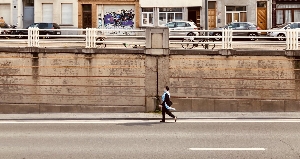 DirkD_TRIDEE's tweet photo. Just enjoying the walk - a day without traffic in Brussels https://t.co/3dSIXFKvNQ