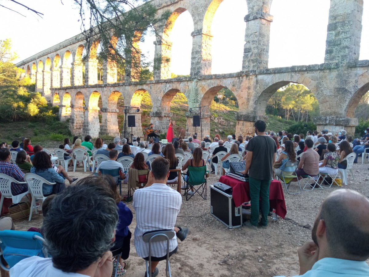 PontDiable Tarragona (@pontdiabletgn) on Twitter photo Tenim la meravellosa veu de <a href="/raquel_lua_/">Raquel Lúa</a> al Pont del Diable gràcies als companys d'"El jardí sonor" #SantaTecla2021 Tenim la meravellosa veu de <a href="/raquel_lua_/">Raquel Lúa</a> al Pont del Diable gràcies als companys d'"El jardí sonor" #SantaTecla2021