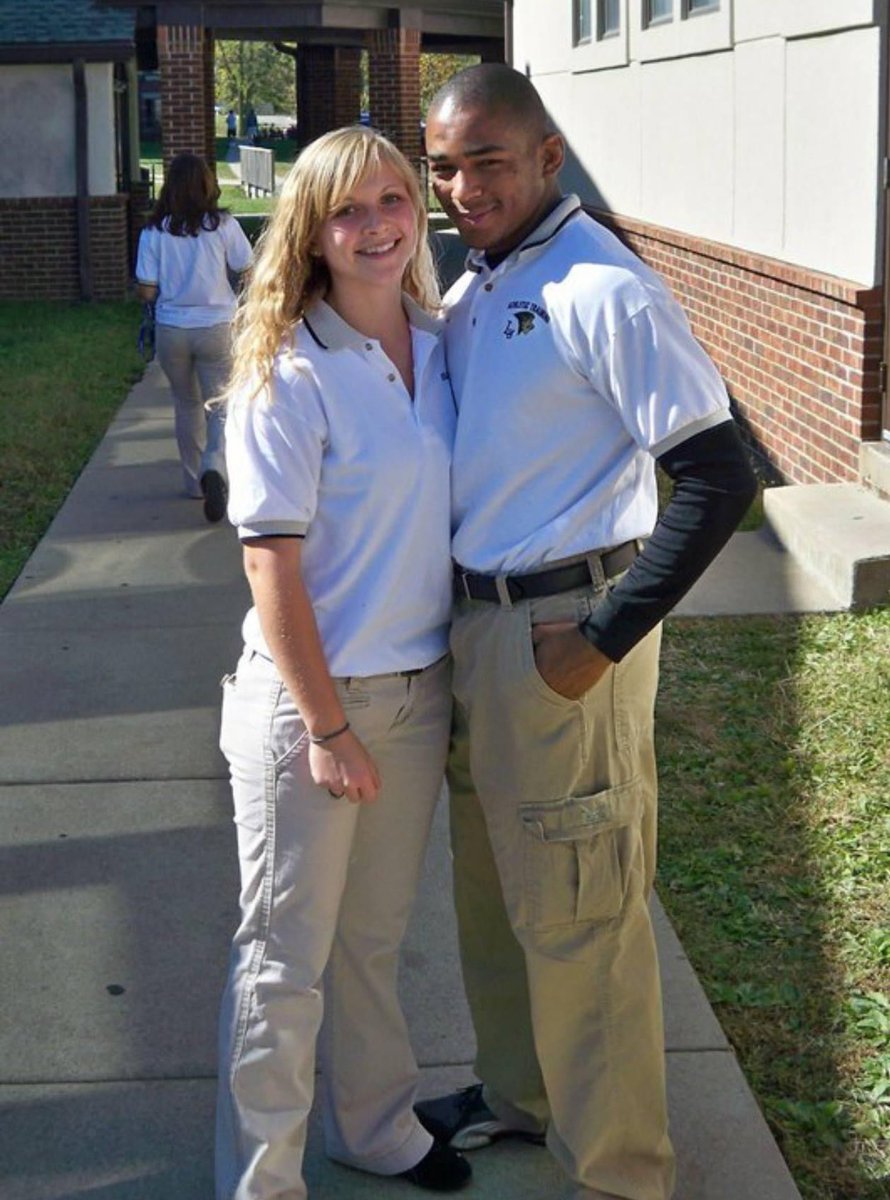 DrCox_DeSmet's tweet photo. Proud to be a @LindenwoodU Alum!!! @EmilyCox90 and I started our journey on campus all those years ago, and look at us now. #LUforlife https://t.co/Jzhwj6uG8h