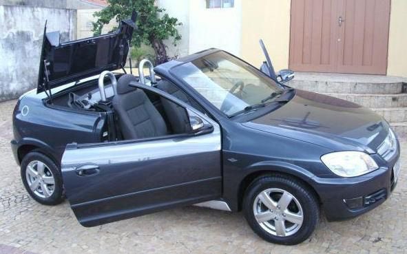 juzao's tweet image. psicólogo: “o celta 2011 conversível não existe e não pode te fazer mal”

o celta 2011 conversível: