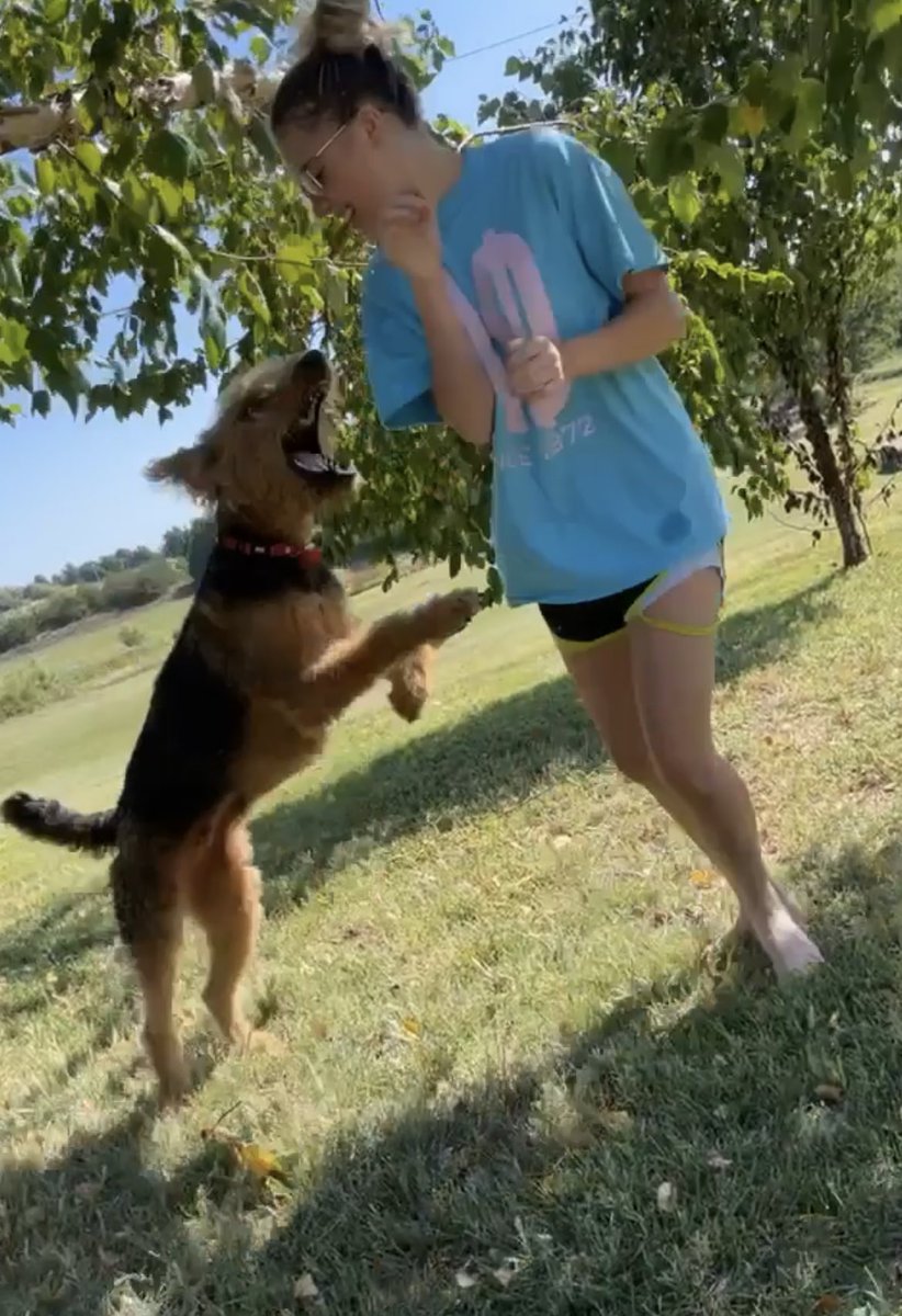 Madelyn Huhman tweet media