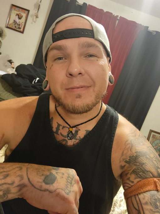 Good afternoon you guys...how yall have a good day https://t.co/Uj9ZudEVBO