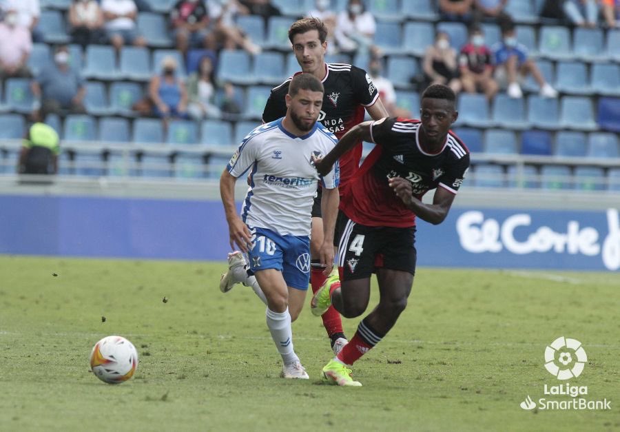 El Mirandés tumba al CD Tenerife en el último minuto (1-2)