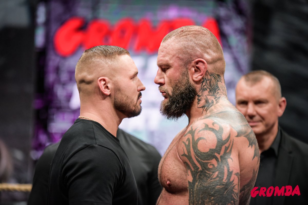 GromdaTV's tweet photo. BALBOA czy MAXIMUS?

Kto według Was ma większe szanse wygrać?
#teamBALBOA vs #teamMAXIMUS

GROMDA. Nie ma miękkiej gry.
#GROMDA https://t.co/QyRX8DgNlw