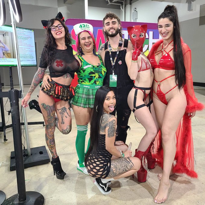 asiankitty420