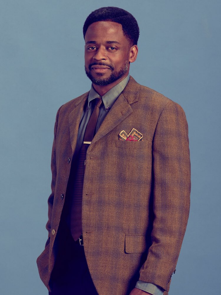 CaribLens's tweet image. Jamerican,Dulé Hill,co-stars in Lee Daniel’s highly anticipated coming-of-age comedy Wonder Years reboot pilot.Set to debut this Wednesday, Sept. 22, at 8:30p.mET/PT on ABC,the Emmy nominated actor plays Bill Williams,patriarch of the family.
🇯🇲
#TheWonderYears
#CaribbeanHeritage