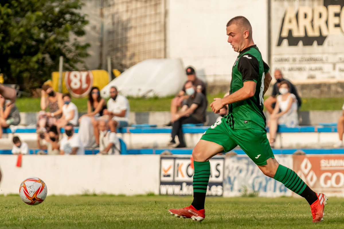 Gure filialak garaipen garrantzitsua lortu du gaur. Deusto 2 @CDVitoria1945 4 ⚽ Íñigo, Unai, Pablo, Eñaut