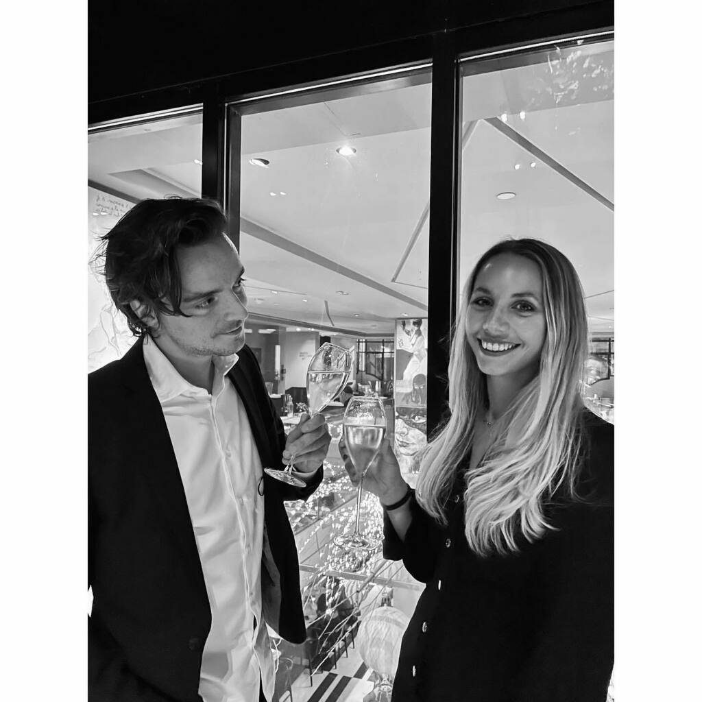 Tired AF but happy ❤️ 
Thanks to <a href="/charlinlove/">charlinlove</a> for making these last couple of days truly amazing🥂