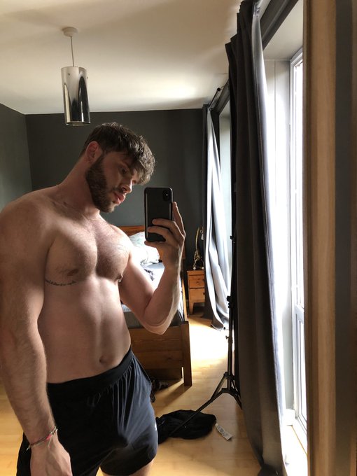 Watch doubletroubleldncouple's leaked NSFW photo on TwXstars