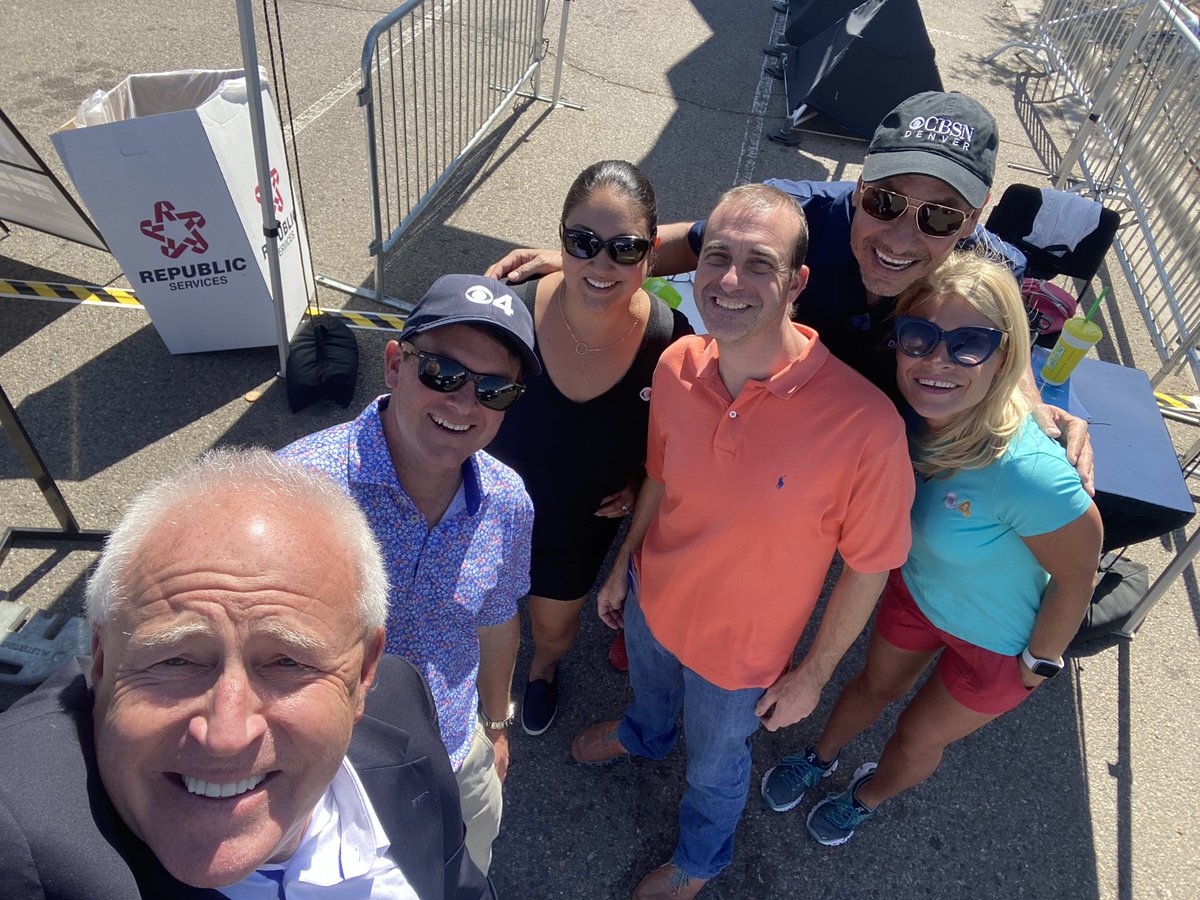 Hanging out on a beautiful day with the ⁦@CBSDenver⁩ team - great time with ⁦@CBS4Tim⁩ ⁦<a href="/ETorresDenver/">Elaine Torres</a>⁩ ⁦⁦@DaveCBS4⁩ <a href="/cami80827065/">cami</a>