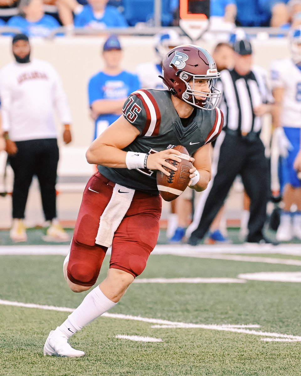 ❗️WEEK 3 CENTRAL AR PLAYERS OF THE WEEK❗️

With 6 total players we’ll start with Quarterbacks: 

<a href="/austin32myers/">Austin Myers</a> 26-38, 429 yds, 5 TDs (📸<a href="/big73miller/">Kevin Miller</a>)

@stransmith15 15-19, 176 yds, 4TDs (1st half)

#arpreps