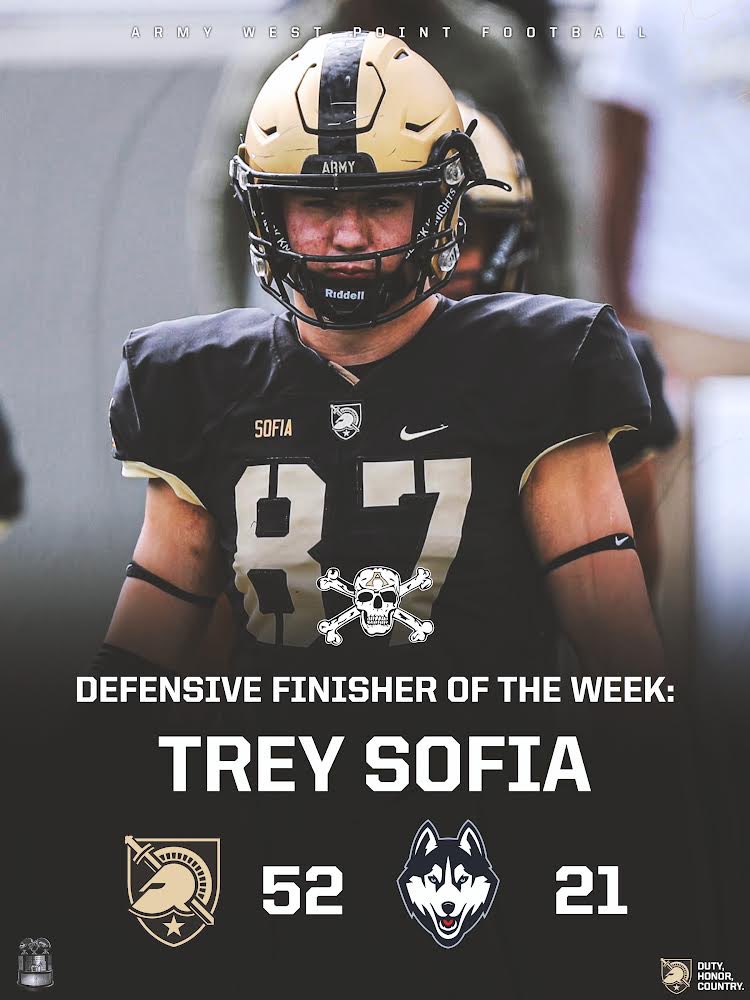 Great future for this DE, Trey Sophia. ⁦<a href="/ArmyWP_Football/">Army Football</a>⁩ Outstanding Defensive Finisher. #BrickSquad #LastOfTheHard #AmericasTeam 🏴‍☠️
