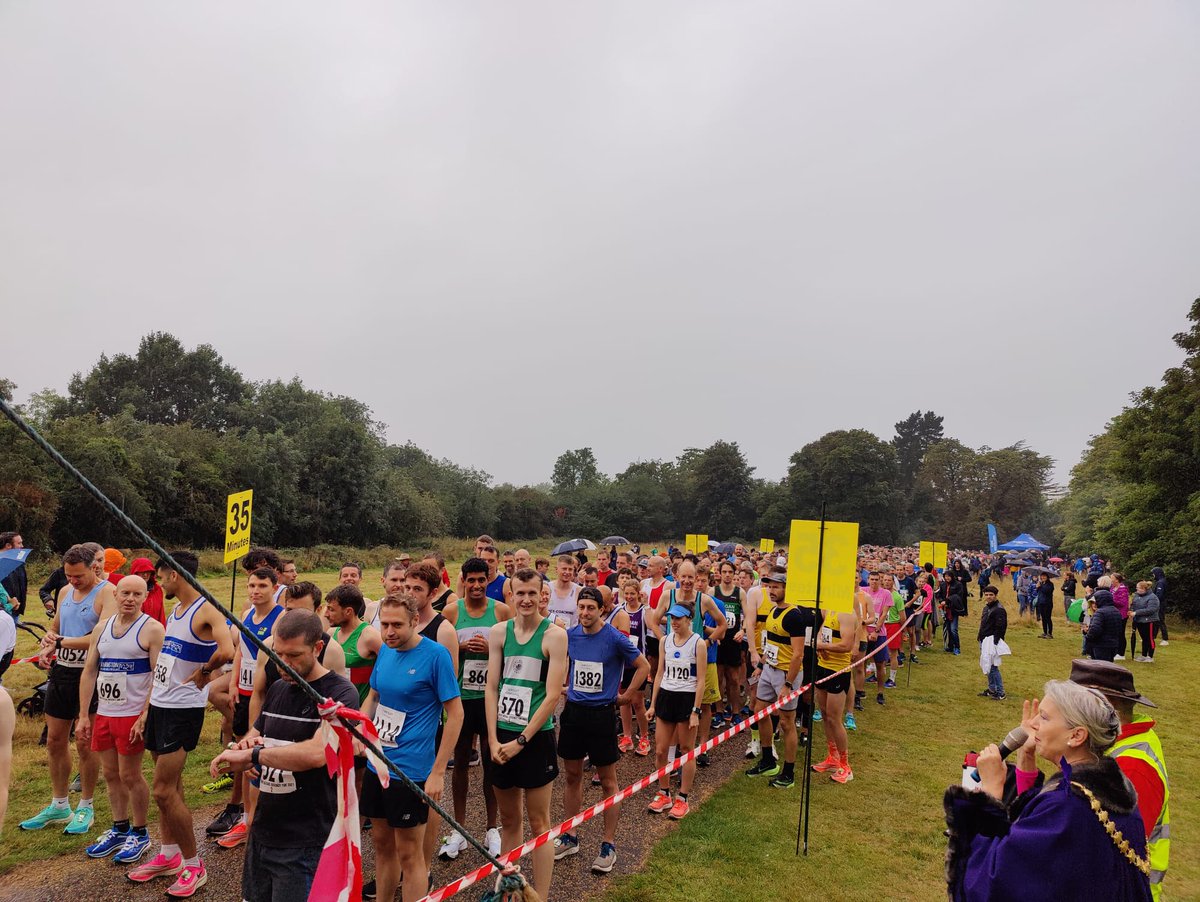 Regency10kRun's tweet image. ✅Encouraging marshalls and volunteers 
✅Great organization by @LeamRoundTable 
✅Fantastic atmosphere
all of this despite the 🌧️

another great @Wrighthassall Regency10k this morning.

👏congratulations to all runners. 

@LoveLeamington @leamcourier  @LeamingtonLive
