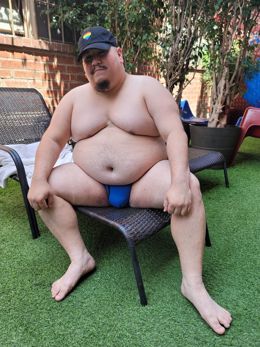 Gentlemen I am considering offering a month free subscription to my onlyfans.  If you are interested