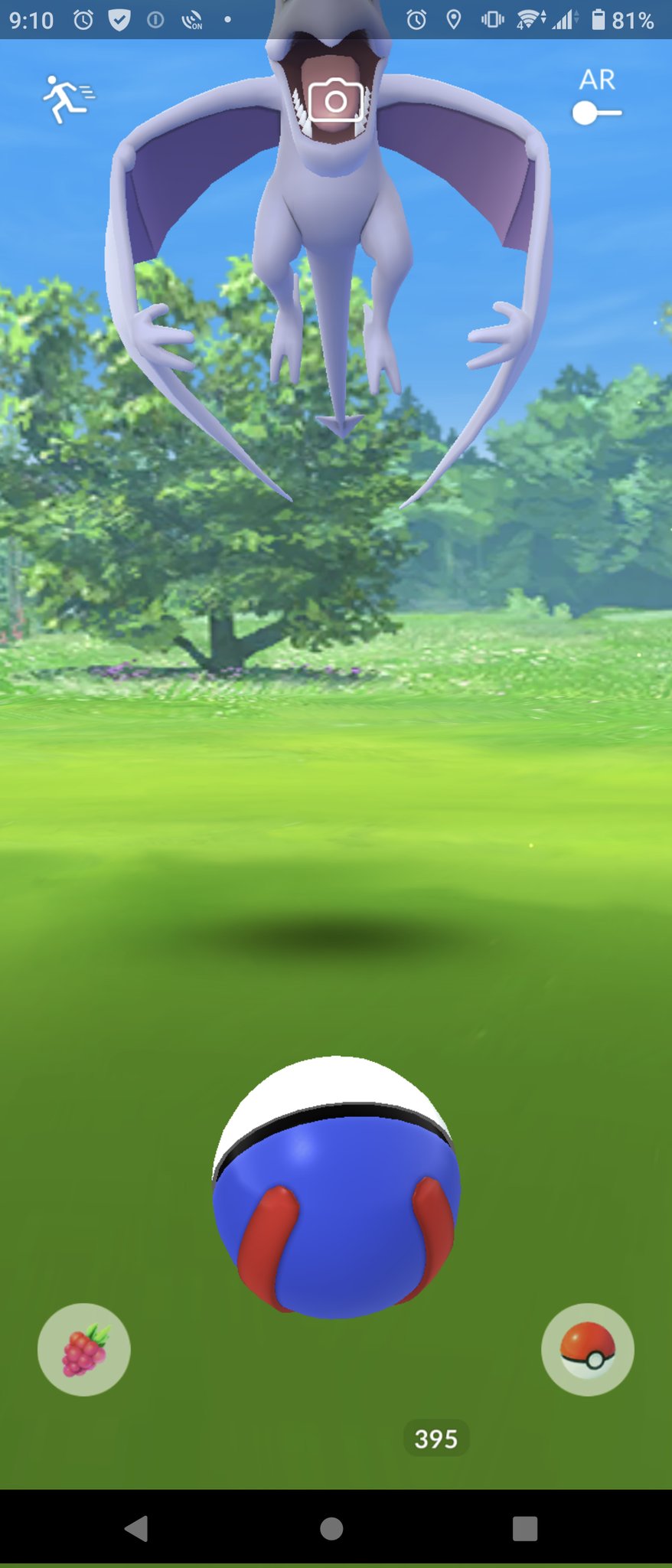 ポケモンgo 至急 プテラにボールが全く当たらない問題 発生中 どうしたら良い