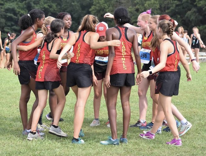 CroftonXC's tweet photo. We took the Bull by the horns this weekend at Bull Run. Proud of the fight our team showed on a hot, hilly day! #OneTeamOneStride #WeLoveHills https://t.co/Lv3MmLSGca