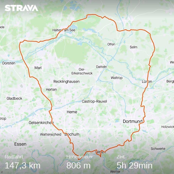 Eine epische Rundreise in das Land, wo die Häuser rot sind und die Berge aus Wind.