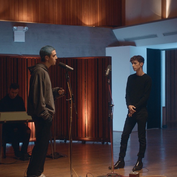 i'm so tired... (Stripped - Live in LA) - songwriternews.co.uk/2021/09/im-so-…