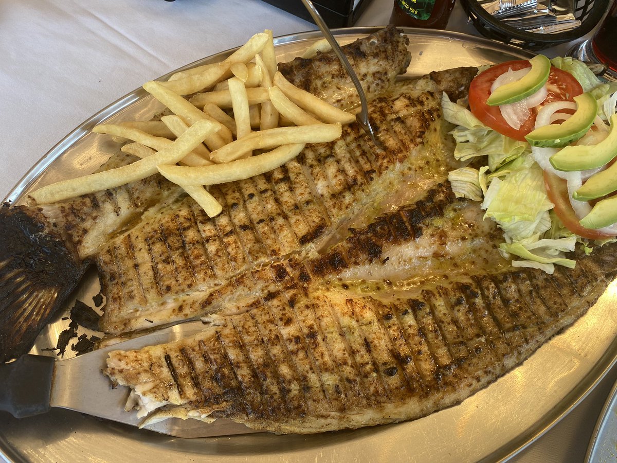 ¡Rompe la rutina! 🐟🌊

Te invitamos a que pruebes el pescado al estilo “chingadazo” en el #RestauranteLasGaviotas; delicia gastronómica que no puedes dejar pasar. 🐟🌊