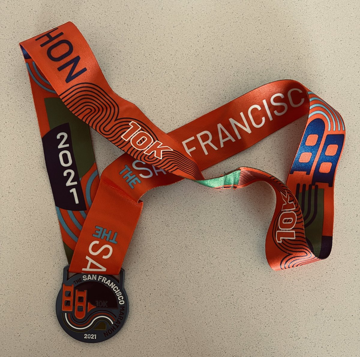 ParvSondhi's tweet photo. Pretty good Sunday morning @theSFmarathon 🏃

#runthebay #sfmarathon https://t.co/hjRICPtWrF