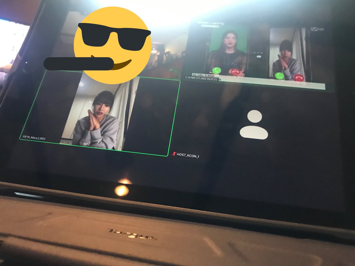 EYEZONBI's tweet photo. I was the one who won the 1:1 video call with eunbi! During the stray kids meet and greet yuri joined the breakout room with the name “MaryJ” i didn’t know it was her until she flipped her camera during her videocall! https://t.co/IpJSU21zhx