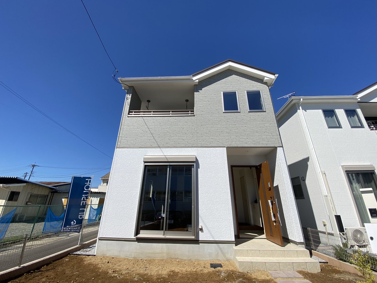 house_up_'s tweet photo. 三連休最終日!!
伊勢崎市茂呂町　現地見学会開催中です!

ご自由に見学出来ますので、直接現地までお越しください!

【カーナビ伊勢崎市茂呂町2丁目2156-2付近

https://t.co/O01XvVwc9t

#ハウスアップ  #新築 #建売
#見学会 #伊勢崎 #茂呂 #不動産 https://t.co/cciJni2Fer