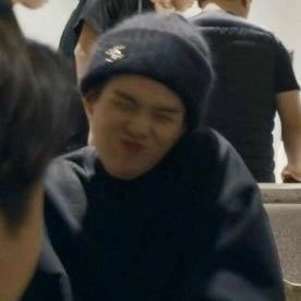 _btsot_7_'s tweet photo. Believe in Min Yoongi's tiny supremacy 🤭👄
He's too cute 😭
#SUGA #BTSARMY #BtsDiscography #BTS_twt #btsdiamond #btsdivine #Got_ARMY_Behind_Us https://t.co/bKUnOsWM2q