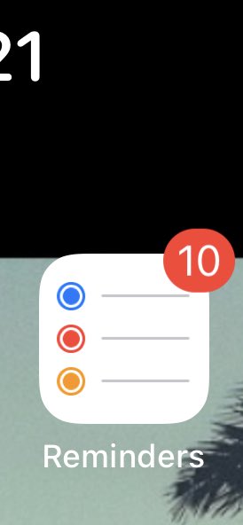 Ad_Luck15's tweet photo. My reminders keep my life in order, so I’m obviously in some deep shit right now https://t.co/sI89A2jw1V