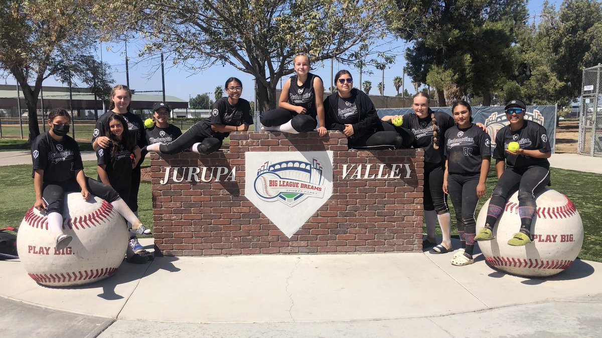 RedemptionSB's tweet photo. 🥎Great Weekend at Triple Crown Series - Big League Dreams🥎

Beautiful day for softball. Redemption Premier 2007 team rallied from 6 Runs down to win 10-7 to start the morning &amp; advance to the Elite 8. It was fun &amp; our team gained valuable experience &amp; memories. @TCSFastpitch https://t.co/eol8eHdp1e