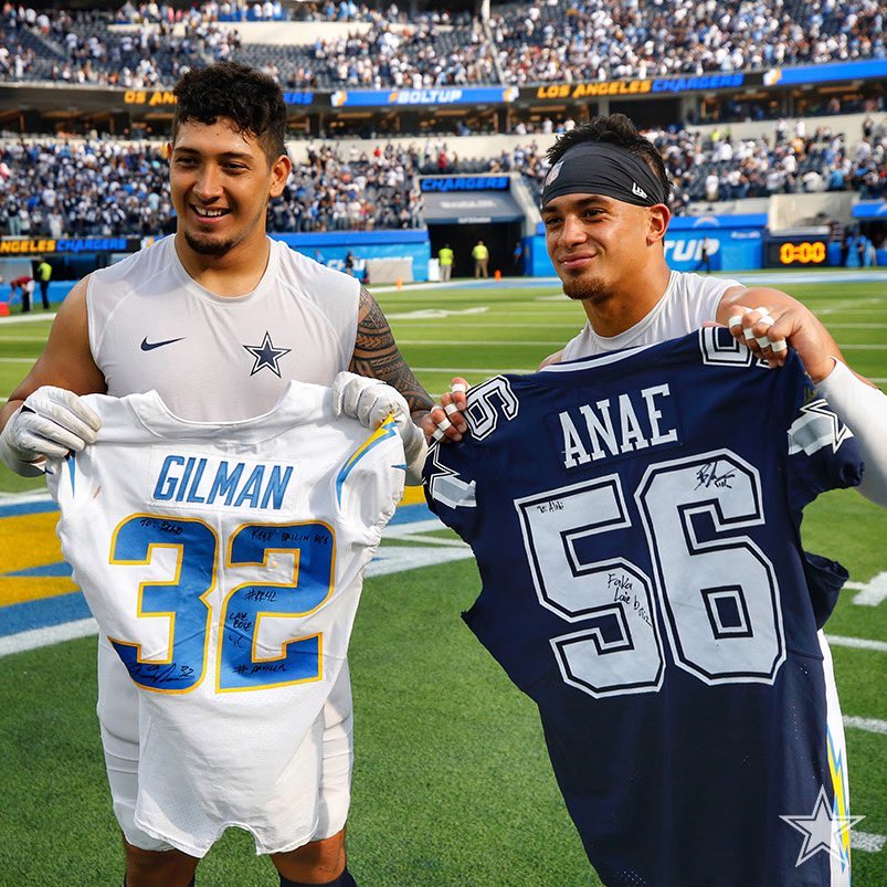 Cowboys-Chargers jersey swap between Laie, Hawaii natives <a href="/BradleeAnae/">Bradlee Anae</a> and <a href="/alohigilman/">Alohi Gilman</a>: