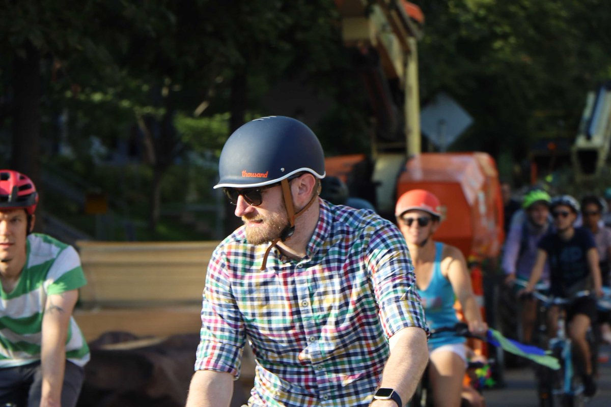 Turns out the secret to not having your bald spot photographed is to be wearing a helmet. Thanks @hennepin4people for organizing such a fantastic event to bring attention to how dangerous Hennepin is, and how we must do better