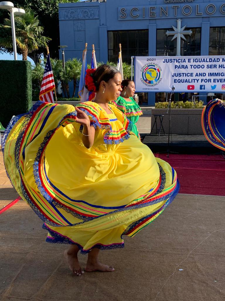 cofecaoficial's tweet photo. Estamos en el FESTIVAL CENTROAMERICANO De COFECA desde el 4018 Sunset Blvd. Los Ángeles, California
#cofeca #cofecabicentenario #bicentenario #centroamérica #independencia #centroamericanos #belice #honduras #nicaragua #guatemala #elsalvador #costarica #panama #fiestaspatrias https://t.co/AkjKZESdjj