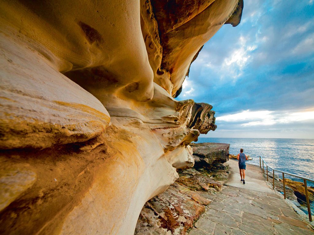 SydneyVisit's tweet photo. Take in some fresh air and get some exercise on one of Sydney's awesome walks like the Bondi to Coogee walk
#bondi #coogee
#sydney #visitsydney #walks 
https://t.co/fDp7rtOlbD https://t.co/1JY2jSoHIM