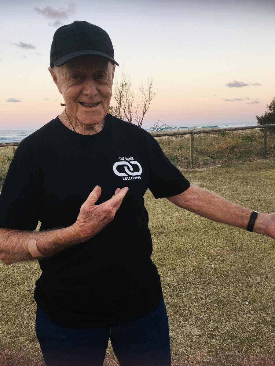 Got my new Men's Collective T-shirt last week. 
Feel as flash as a rat with a gold tooth. 😁
The Men's Collective meets Thursday nights at Surfers Paradise. Register at the Eventbrite link below for details.
#menscollective #goldcoastmen #GoldCoast 
eventbrite.com/e/the-mens-col…