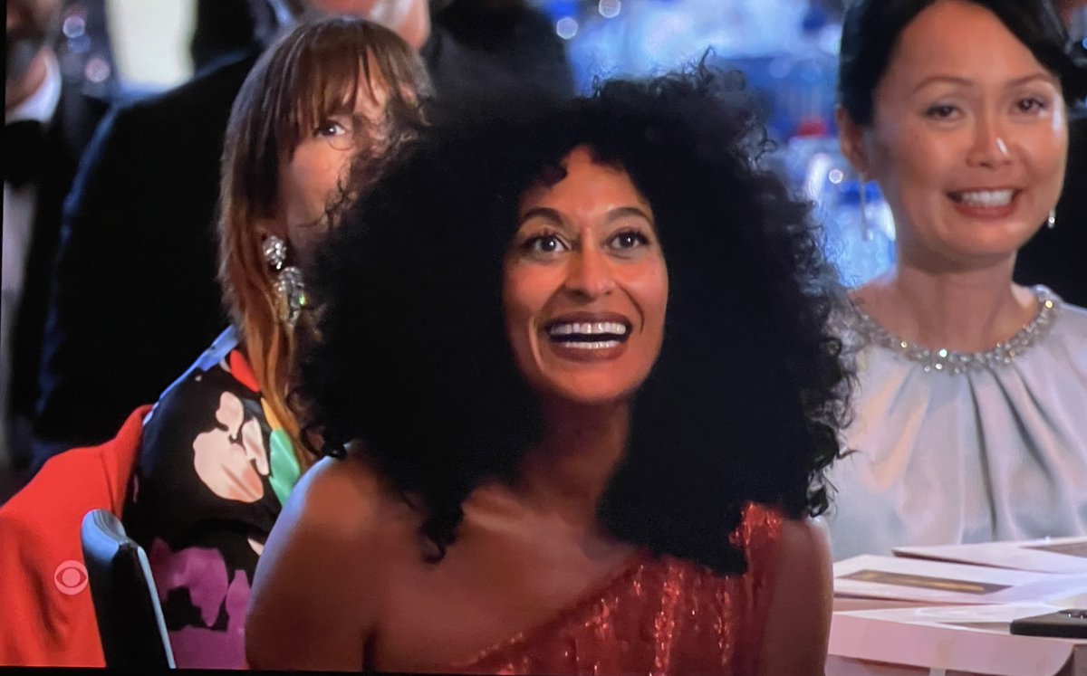 SamuelAAdams's tweet photo. get you a person who looks at you like Tracee Ellis Ross looks at Jennifer Coolidge doing a bit #Emmys2021 https://t.co/uRCOthRnDJ