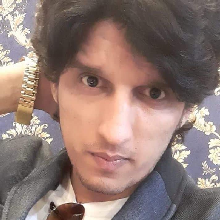 urdustorisreal's tweet photo. Come hangout with me > Sahibo.Voice🌟its RJ Arman on #BIGOLIVE https://t.co/VsF5JPzvLo https://t.co/WSCDt84ASn