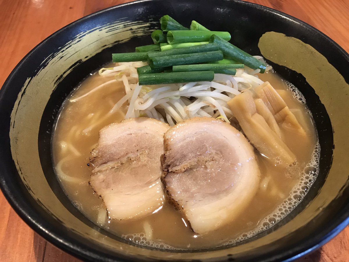 うまい肉と麺の店 ヨネ家 お昼のメニューではラーメン 幻霜肉丼 カレーライスが 食べれる量に合わせて お好きな組み合わせでご注文出来ます 人気セット Cセット ラーメン ミニ幻霜肉丼 Aセット ラーメン ミニチャーシュー丼 幻霜肉丼 うまい肉と麺の店 ヨネ家 お昼のメニューではラーメン 幻霜肉丼 カレーライスが 食べれる量に合わせて お好きな組み合わせでご注文出来ます 人気セット Cセット ラーメン ミニ幻霜肉丼 Aセット ラーメン ミニチャーシュー丼 幻霜肉丼
