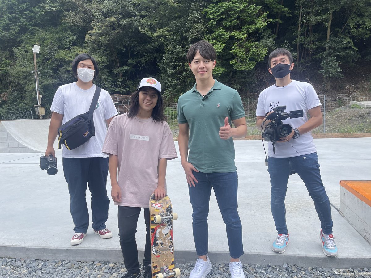 Isamu Yamamoto 明日２１日 関西ローカルの朝日放送 おはよう朝日です に出演します ５時頃と６時頃の２回登場らしいです 早朝ですが よろしければ是非 おはよう朝日です フリースタイルスケートボード 山本勇 スケボー世界王者